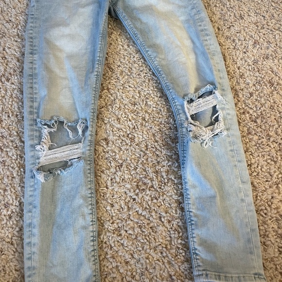 Topshop Light Wash Jeans - Picture 4 of 6